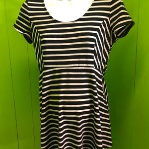 Motherhood maternity shirt black and white striped